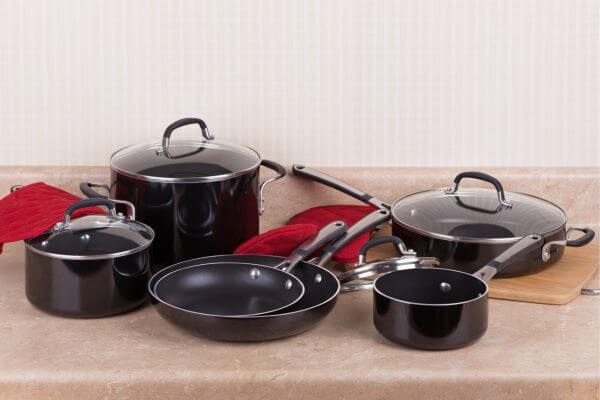 Alternatives to Ceramic Cookware that Are Less Likely to Scratch