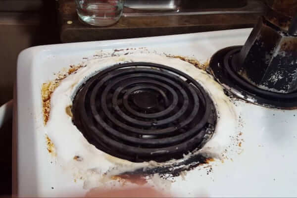 Preventing Grease Buildup on Stove Coils