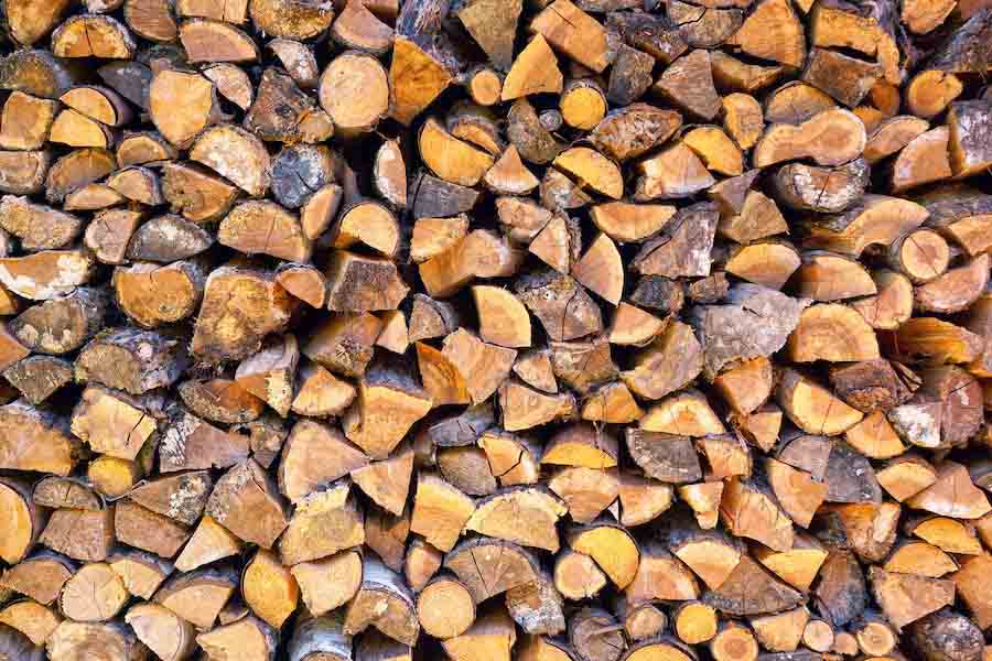 what is seasoned firewood