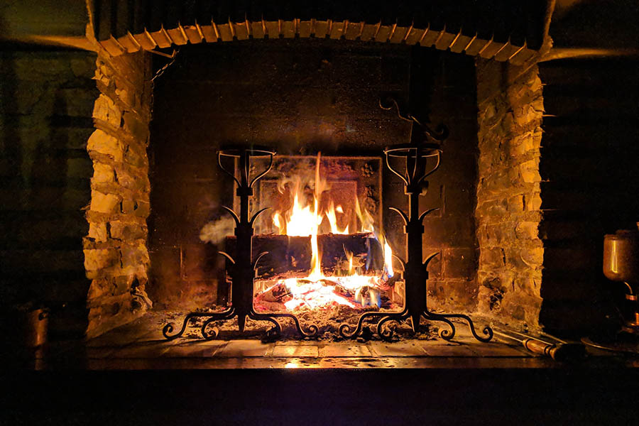 Exploring Traditional Wood-Burning Fireplaces